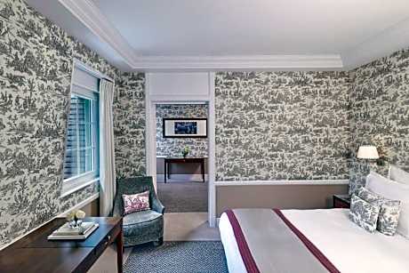 Prestige Junior Suite