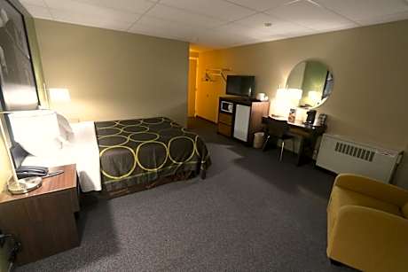 King Room - Non-Smoking