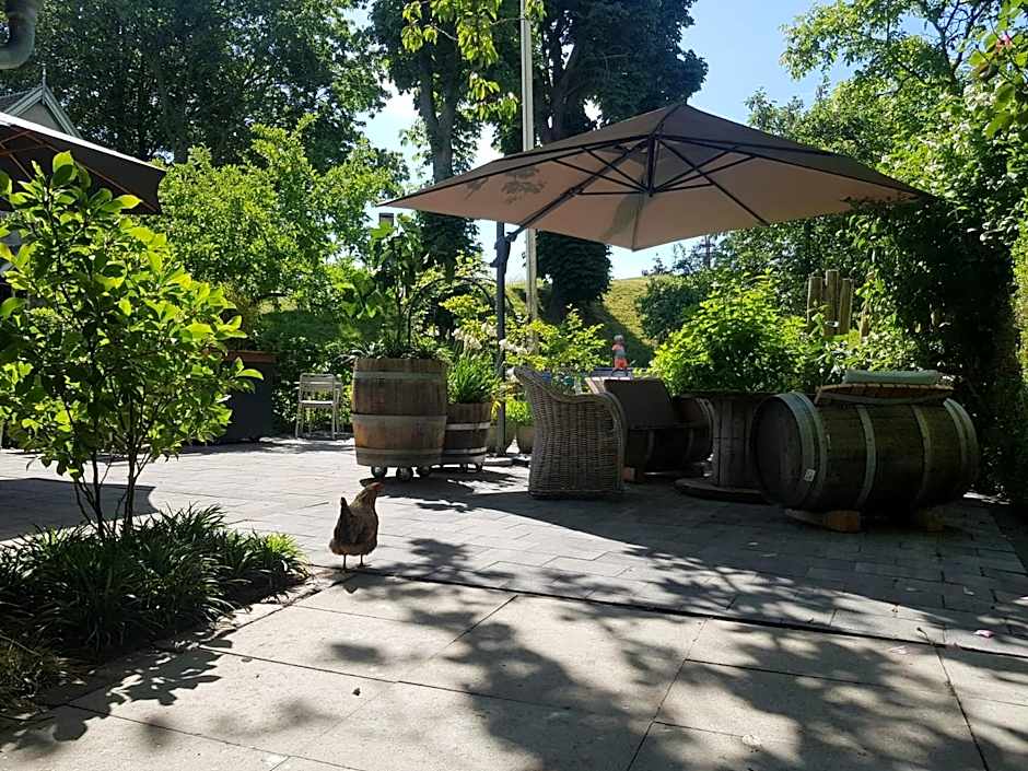 Theetuin Onder de Pannen