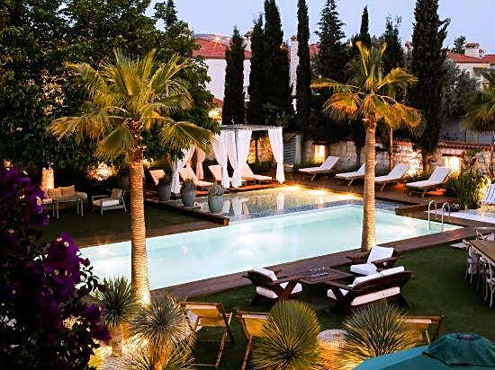 Alacati Cadde 75 Luxury Hotel