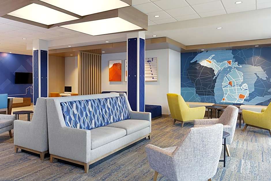 Holiday Inn Express & Suites Port Washington By IHG