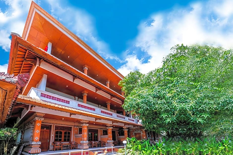 OYO 2411 Taman Mekar Beach Inn 2