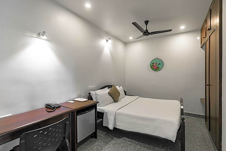 Pondicherry Executive Inn