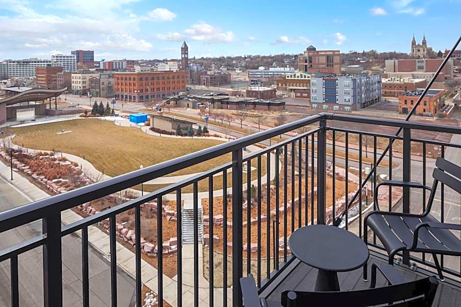 Canopy by Hilton Sioux Falls Downtown