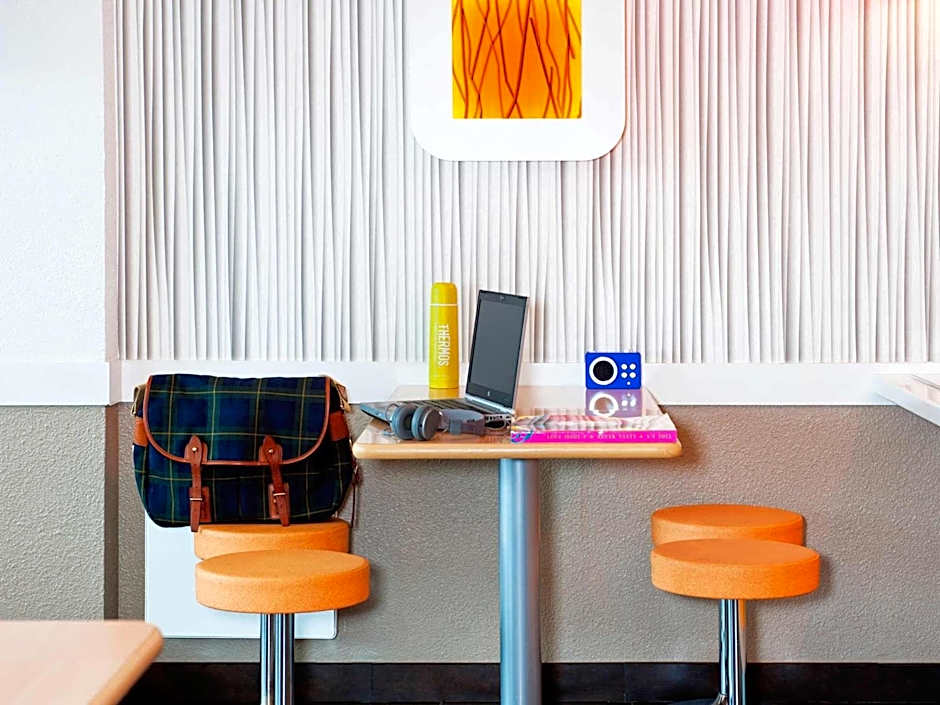 ibis budget Santeny