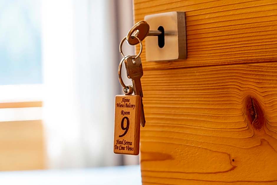 Hotel Serena - Tre Cime Views