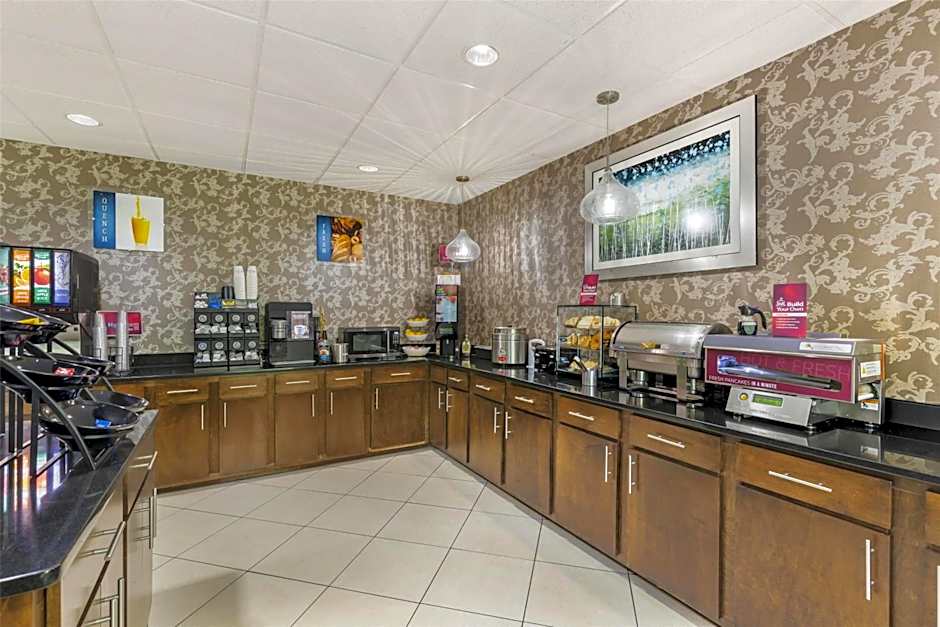 Best Western Plus Richmond Hill Inn