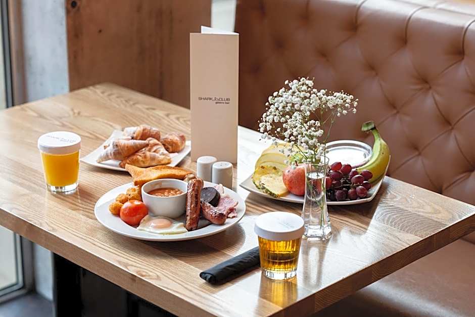 Sandman Signature Aberdeen Hotel & Spa