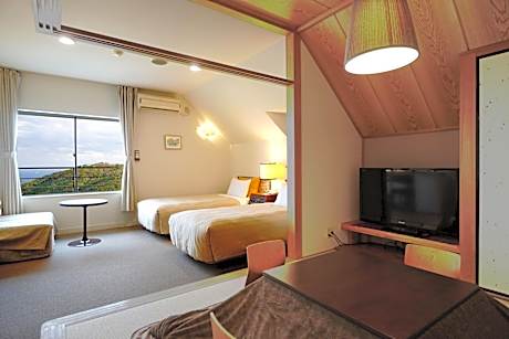 Quadruple Room with Tatami Area