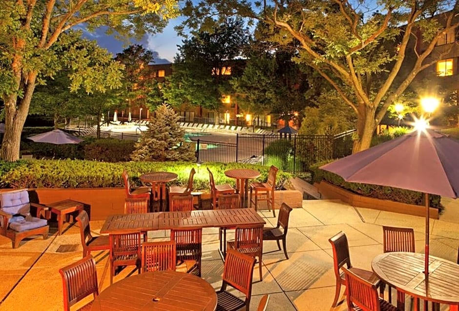 Hilton Woodcliff Lake – Woodcliff Lake, NJ