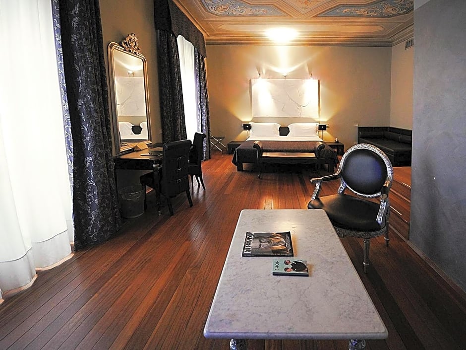 Borghese Palace Art Hotel