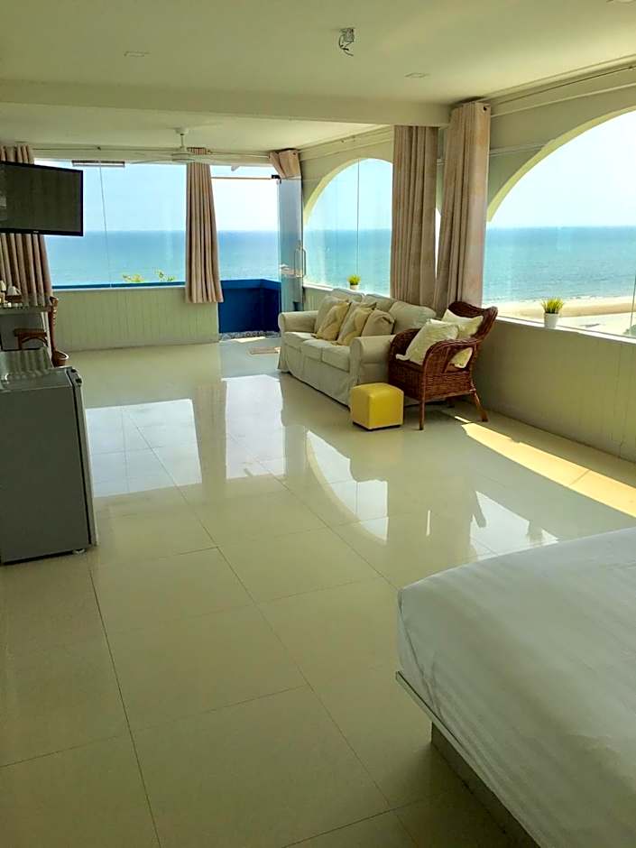 PierView Rooms