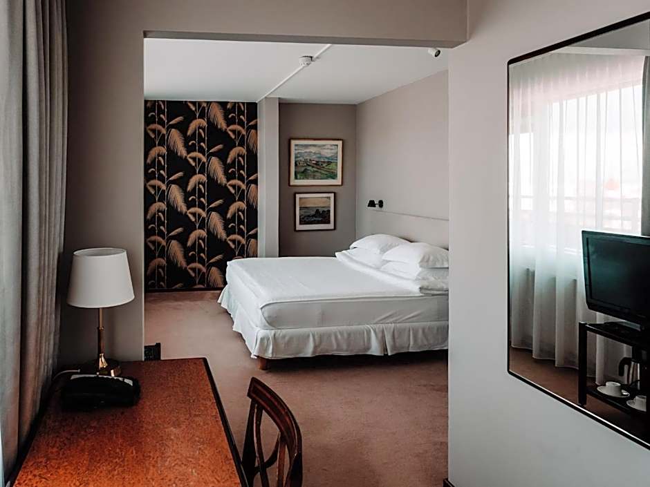 Hotel Holt - The Art Hotel