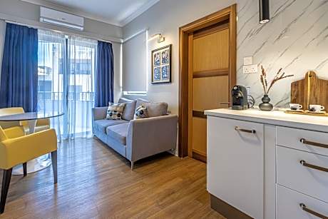 Deluxe Studio (2 adults)