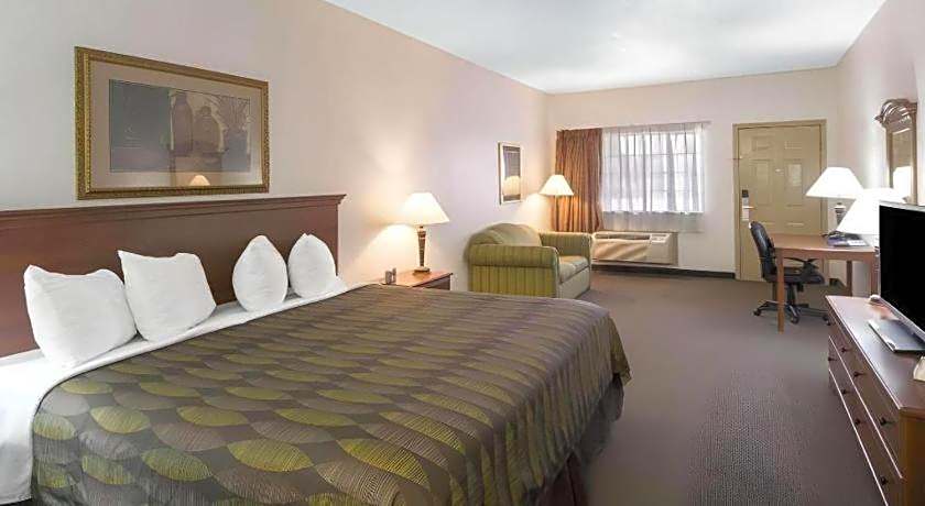 Quality Inn & Suites Rio Grande City