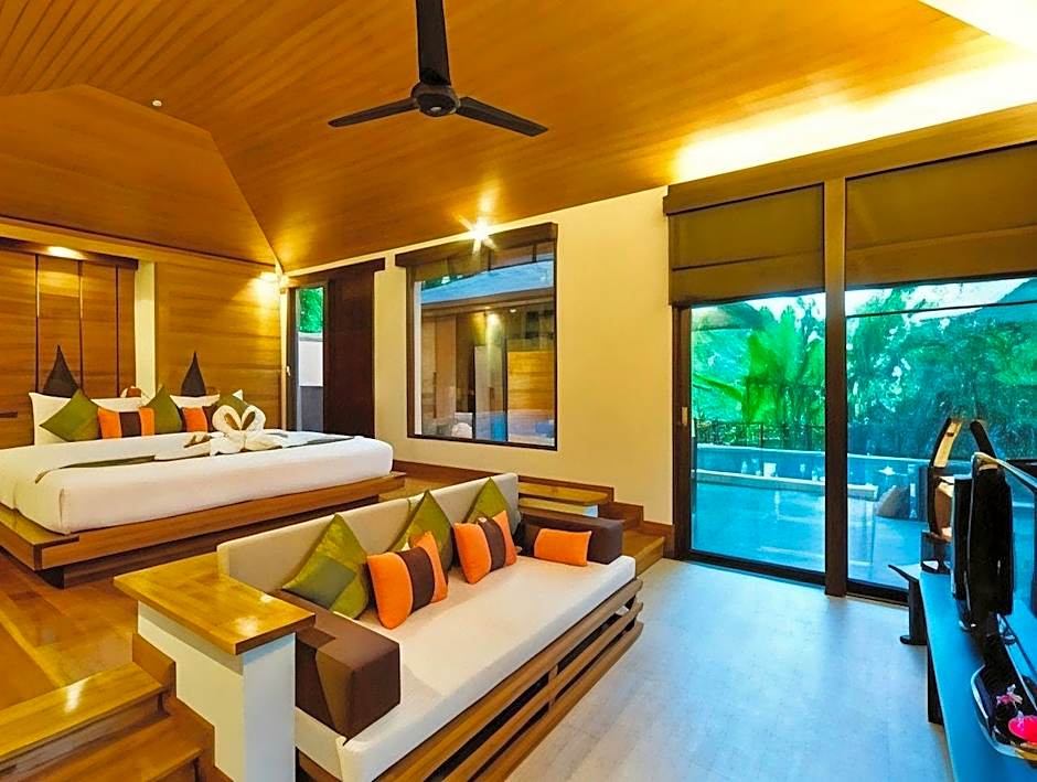 KORSIRI POOL VILLAS