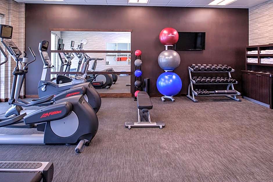 Courtyard by Marriott Detroit Farmington Hills