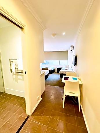 Classic Triple Room