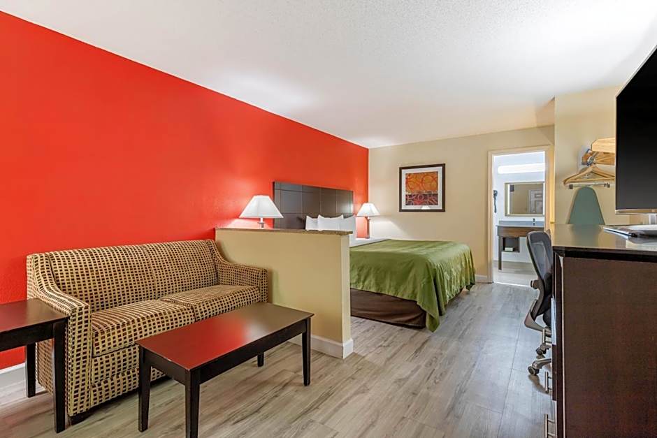 Quality Inn & Suites Lexington