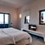 Elements Cozy Suites Pyrgos