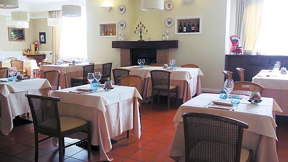 Albergo Della Roccia