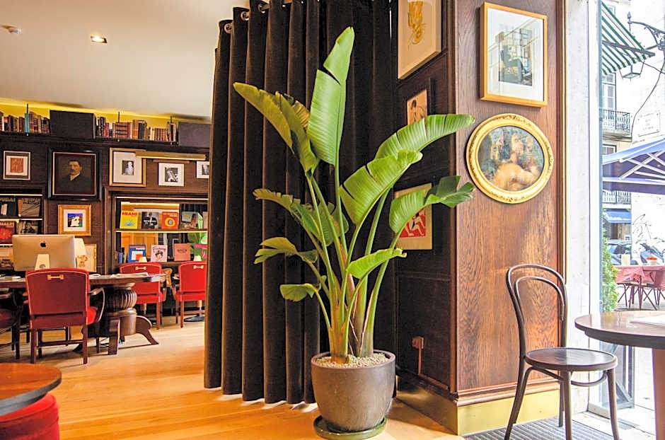 Browns Boutique Hotel