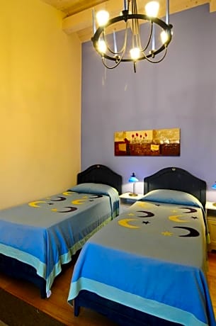 2 Beds