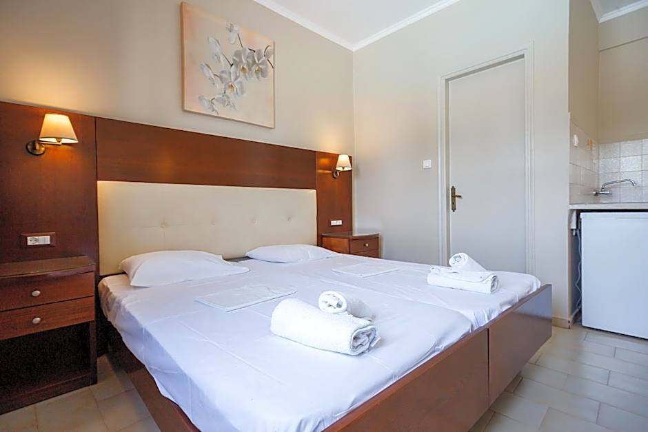 Rose Club Apartments