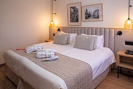 1 Double Bed Superior Room Non-Smoking