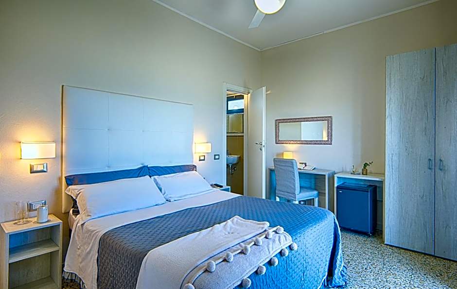Hotel Deanna