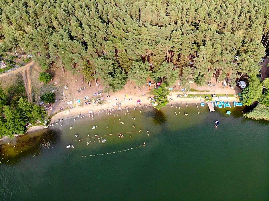 Domek letniskowy nad jeziorem w Stęszewku