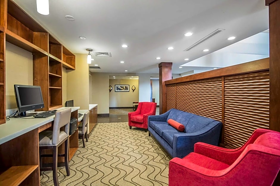 Comfort Suites - Dodge City
