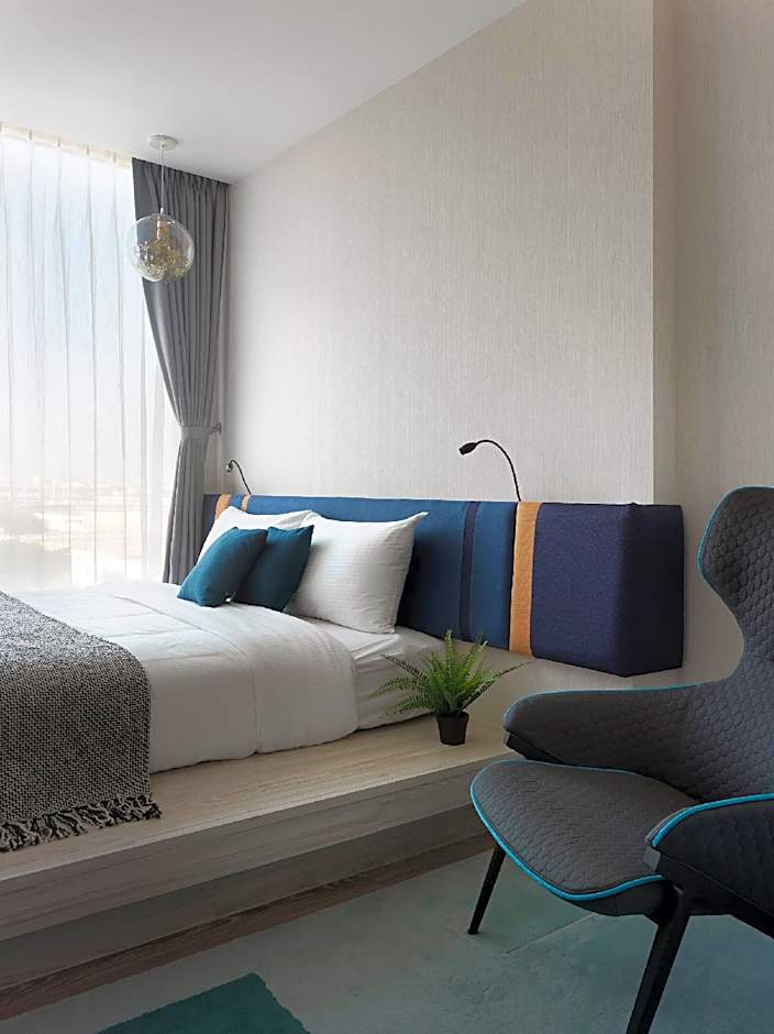 Explore Hotel