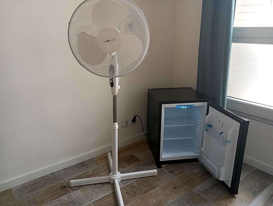 Arty Paris Porte de Versailles by River