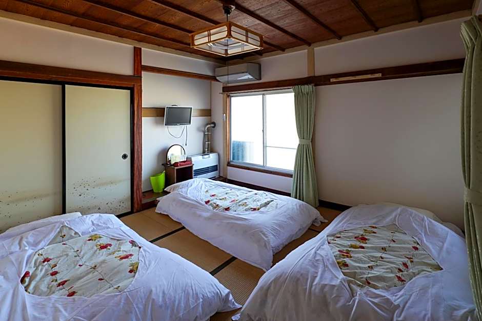 Fujiyoshida Youth Hostel
