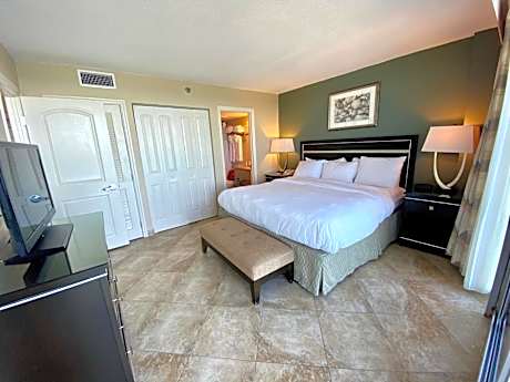 Oceanfront Family Suite - Non-Smoking