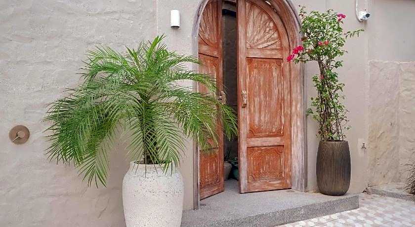 Vaia Hoi An Boutique Hotel