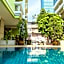 14 Place Sukhumvit Suites