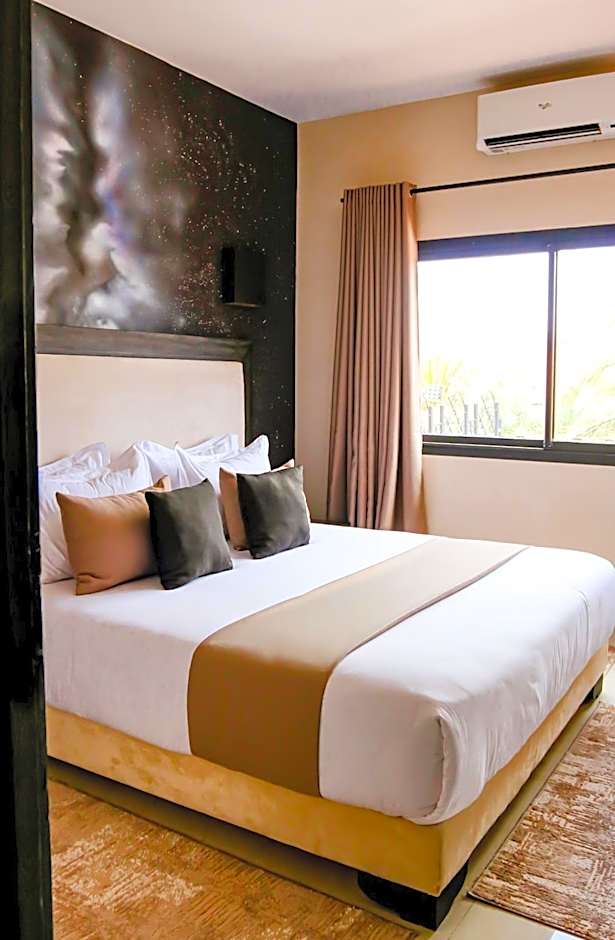 Oscar Hotel by Atlas Studios