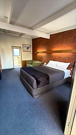 Abbotswood Motor Inn