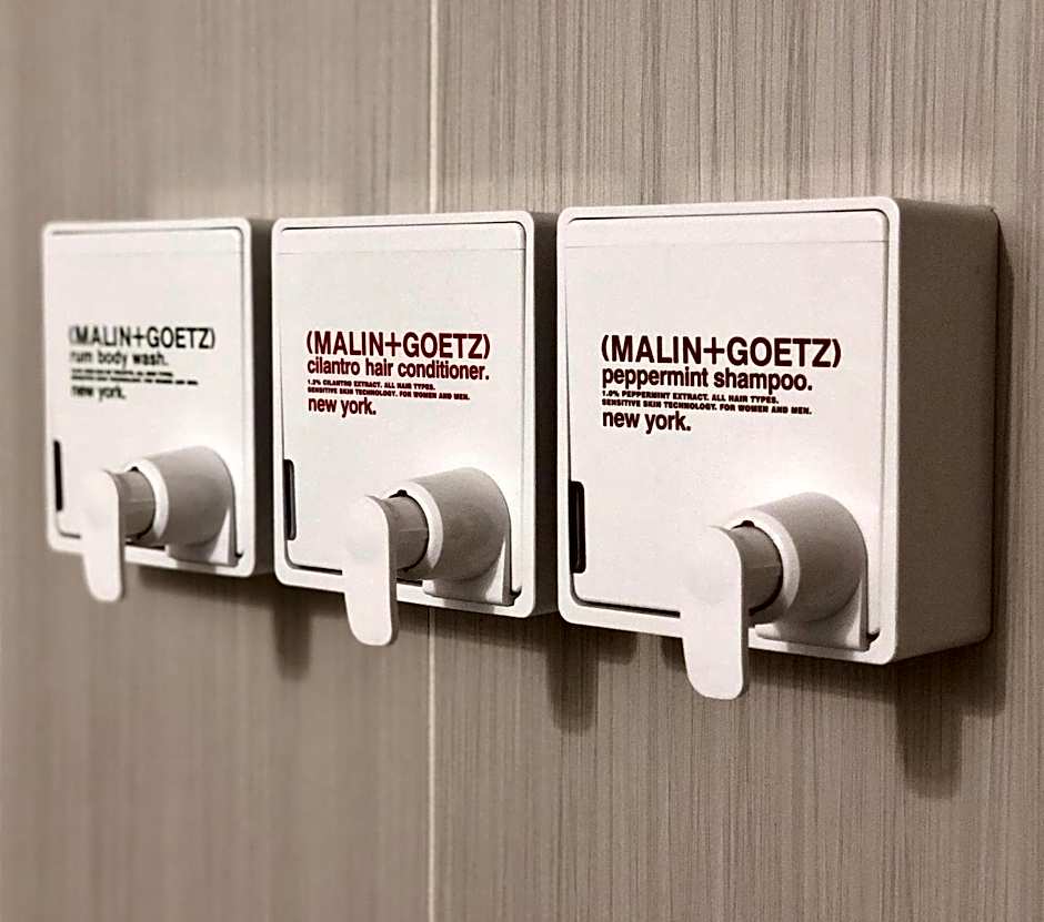 Alpenglow Lodge Snooze Studio with Den by MVA