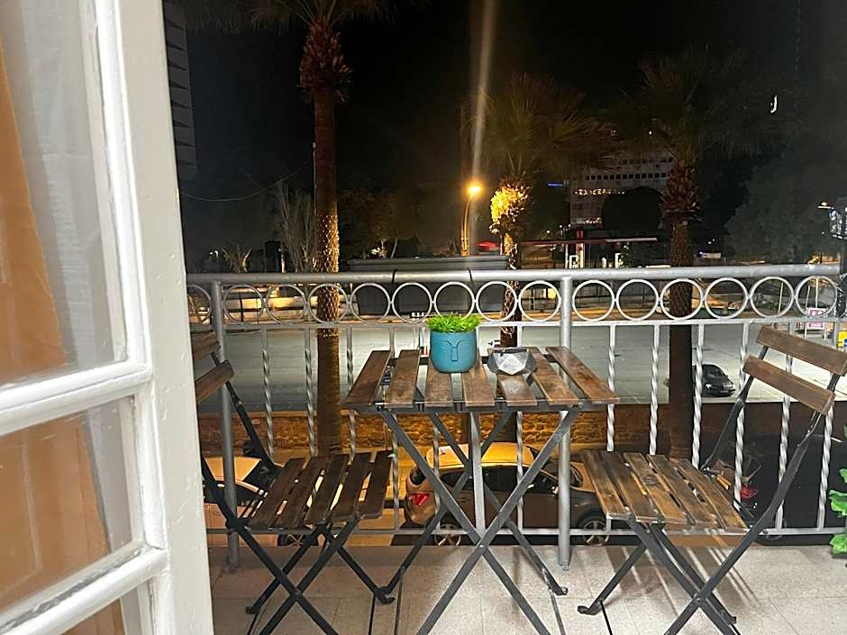 Xanthis Hostel Nicosia City Centre