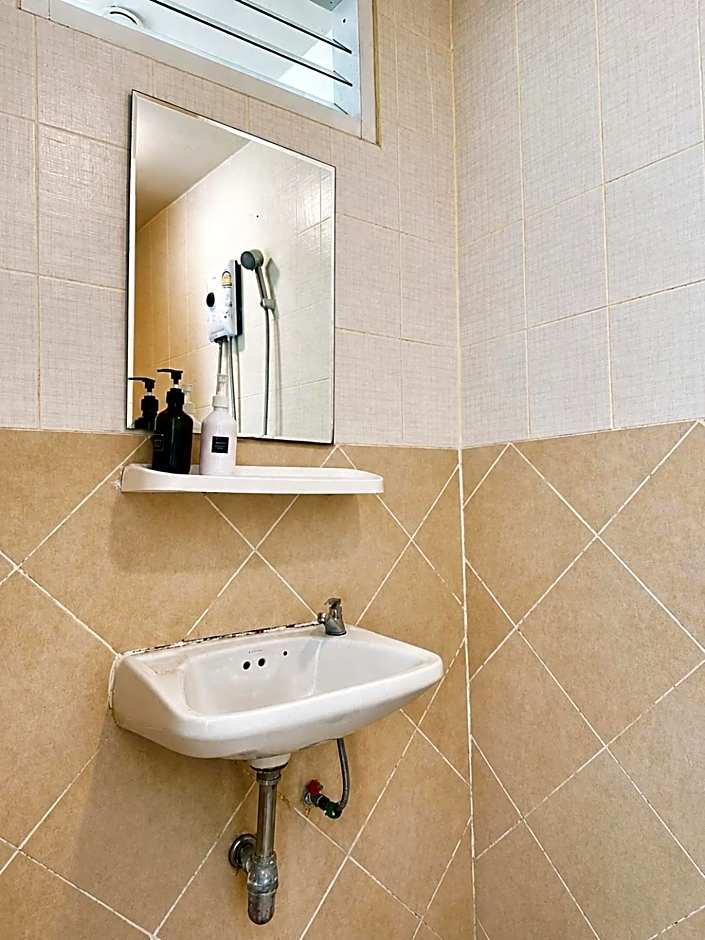 K2 Seaside Suites