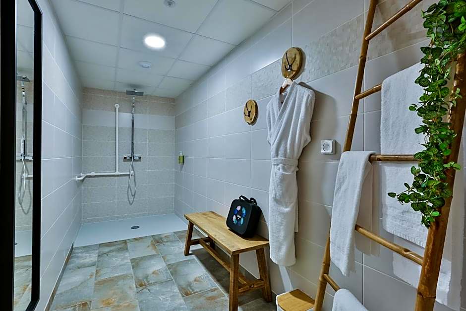 Hôtel & Spa FACE À LA MER