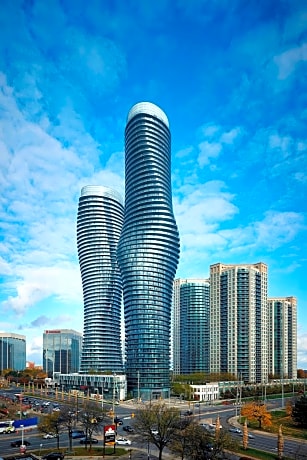 Room, 2 Queen Beds, City View