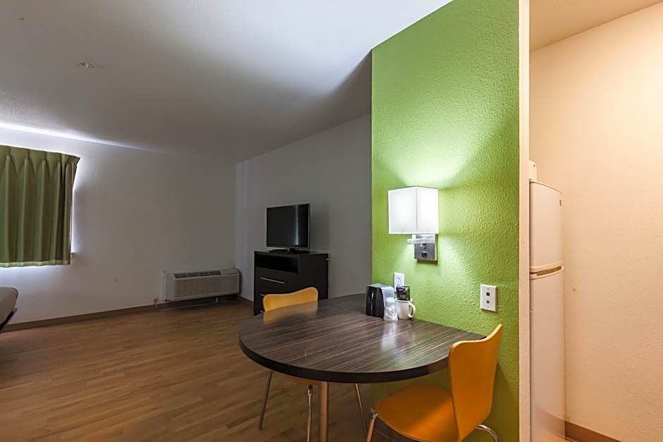 Studio 6-Port Arthur, TX - SE