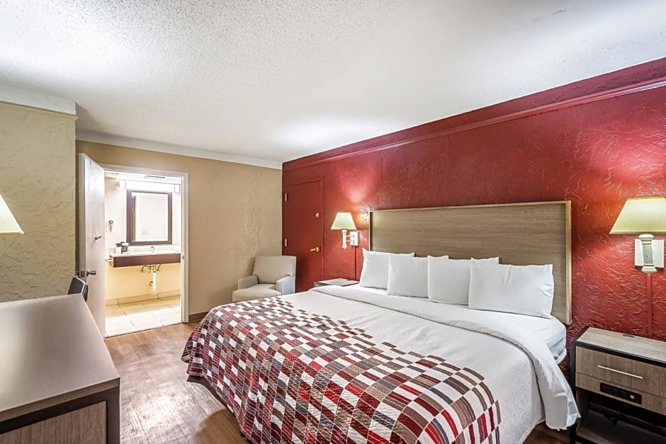 Red Roof Inn Tampa Bay - St. Petersburg