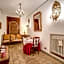 Navona Gallery Suites
