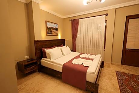 King Room with Balcony