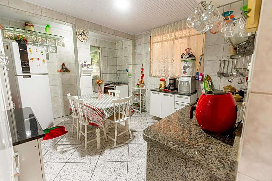 Apto a 800m da Praia do Jardim em Angra dos Reis